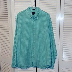 Men’s J. Crew long sleeve green and white plaid button up dress shirt size Large